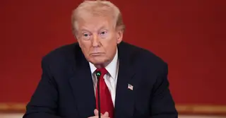 ইরানি নৌবাহিনীর ৪২টি জাহাজ ধ্বংস করেছে যুক্তরাষ্ট্র, দাবি ট্রাম্পের